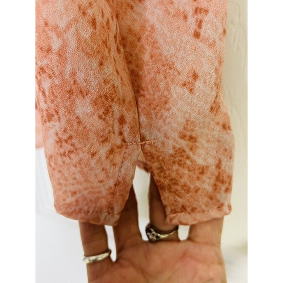 A New Day Cami Tank Top Womens S Pink Snakeskin Print Sleeveless V Neck Flowy - Picture 5 of 8